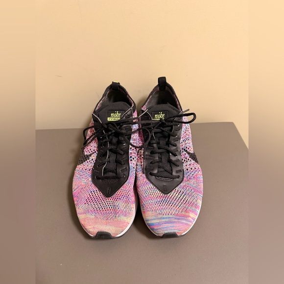 Women’s Nike Air Max FlyKnit Racer Athletic Running Shoes - Picture 2 of 7